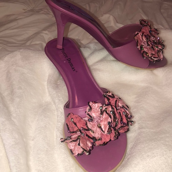 Slip on heels - Picture 2 of 3